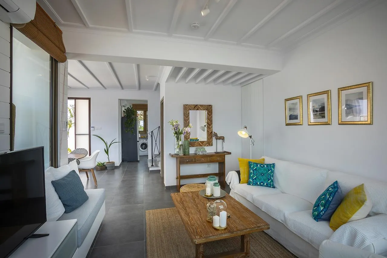 פרוטאראס Chris Le Mare Luxury Villa 0*,